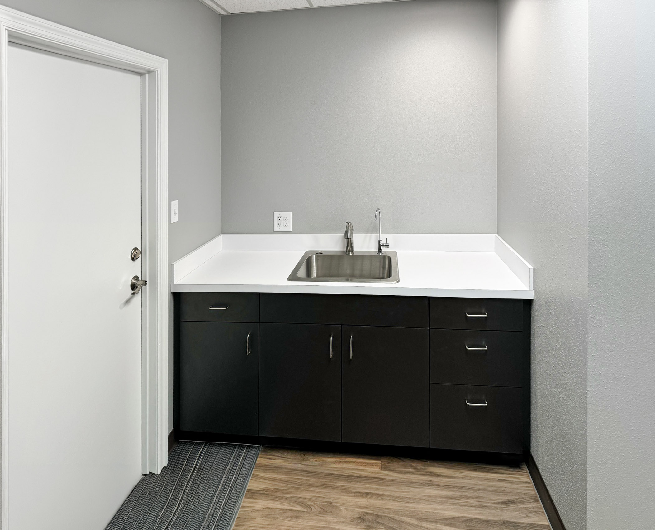Financial Institution -- break room casework and countertop installation
